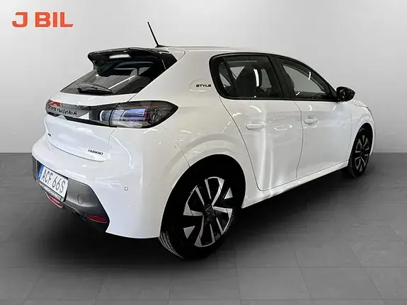 Peugeot 208 2025 photo 3