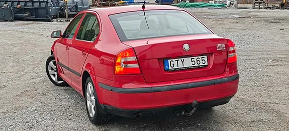 Skoda Octavia 2008 photo 3