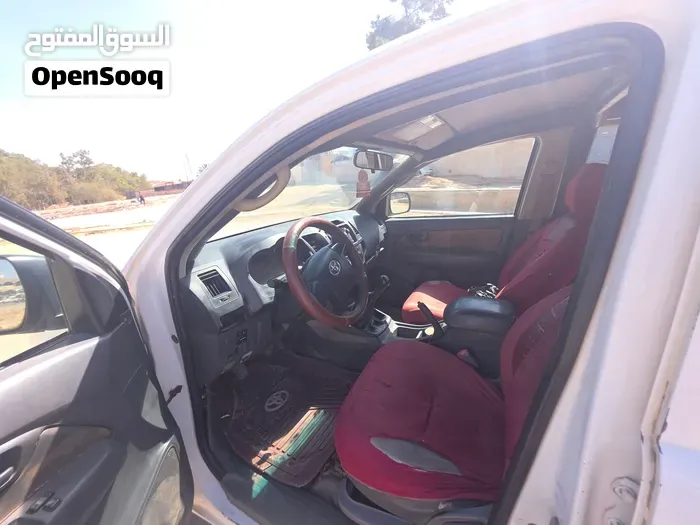 Toyota Hilux 2012 photo 3
