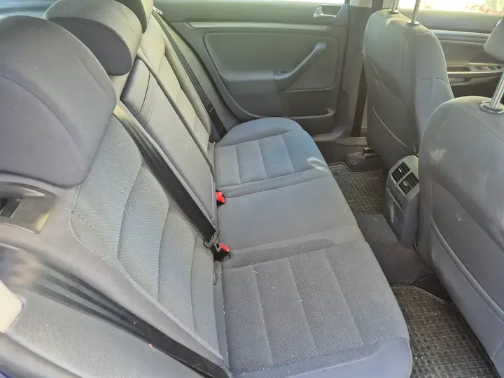 Volkswagen Golf 2006 photo 2