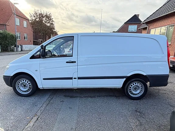 Mercedes-Benz Vito 109 2010 photo 3