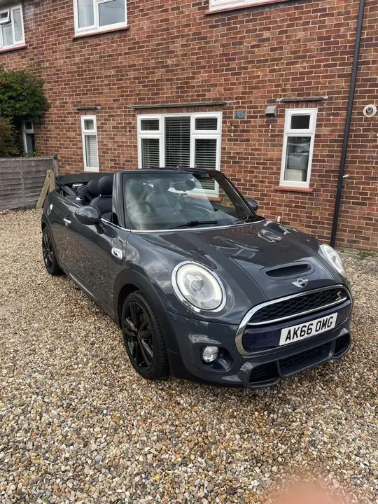 Mini Cooper S 2016 photo 2