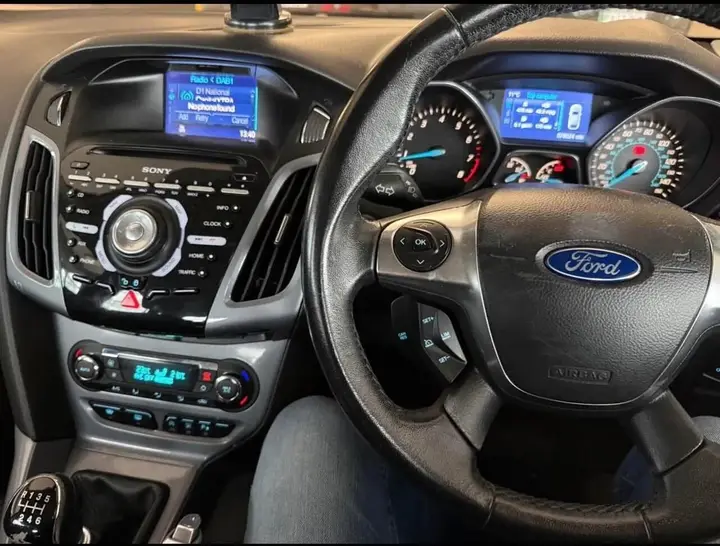 Ford Focus 2014 photo 4