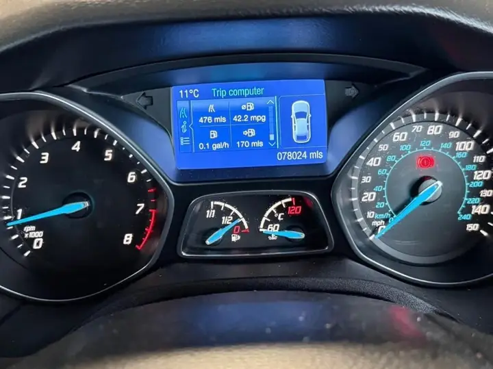 Ford Focus 2014 photo 5