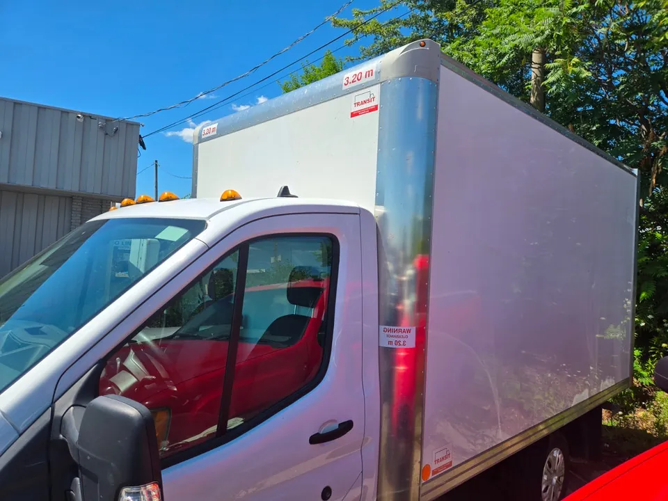 Ford Transit Cargo 2024 photo 2