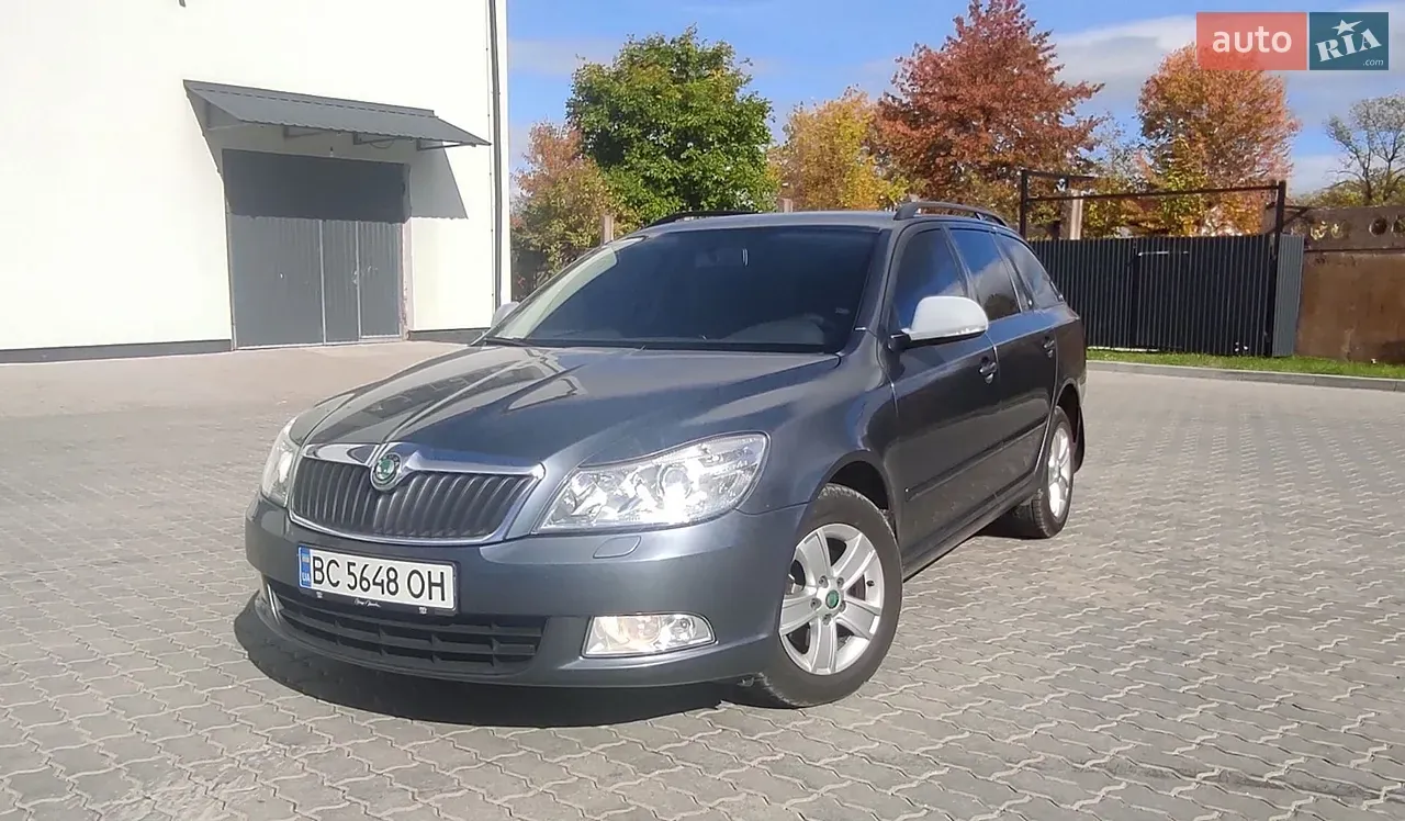 Skoda Octavia 2011 photo 4
