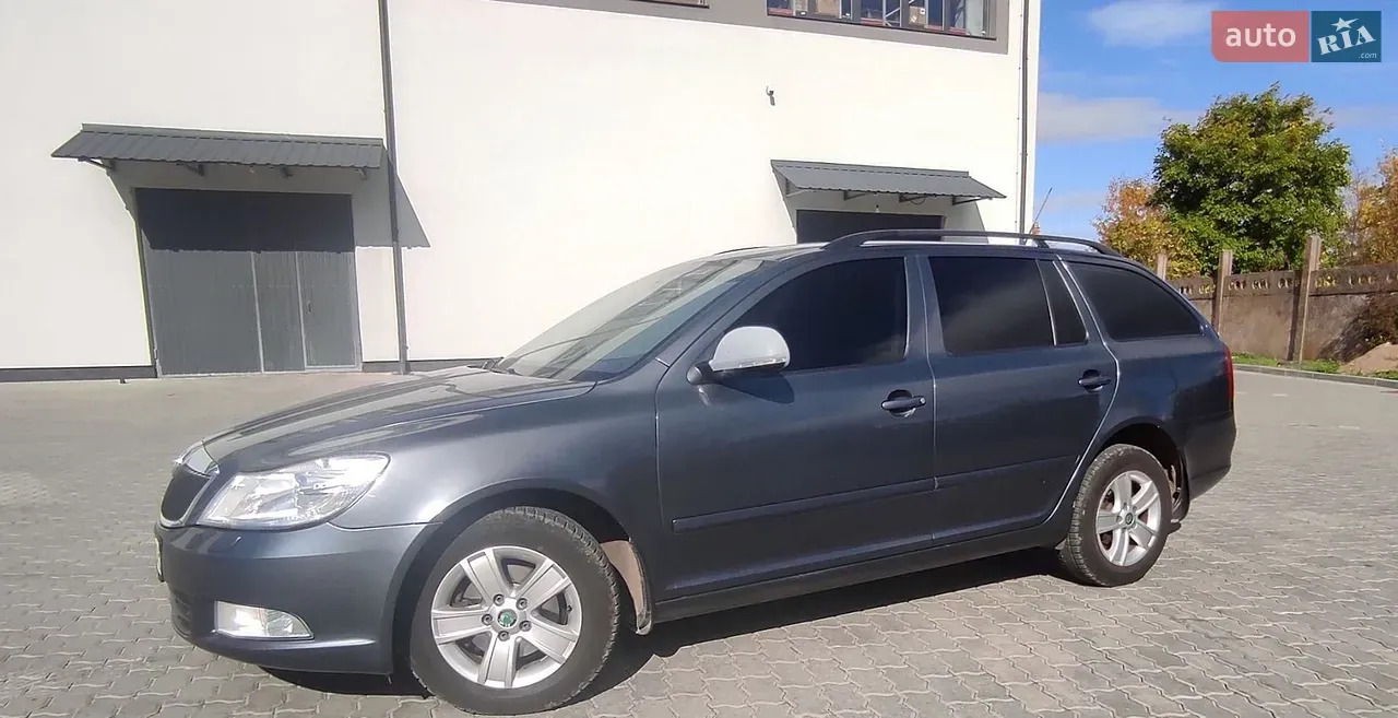 Skoda Octavia 2011 photo 5