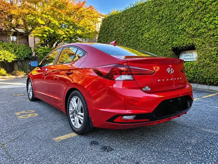 Hyundai Elantra 2019 photo 3