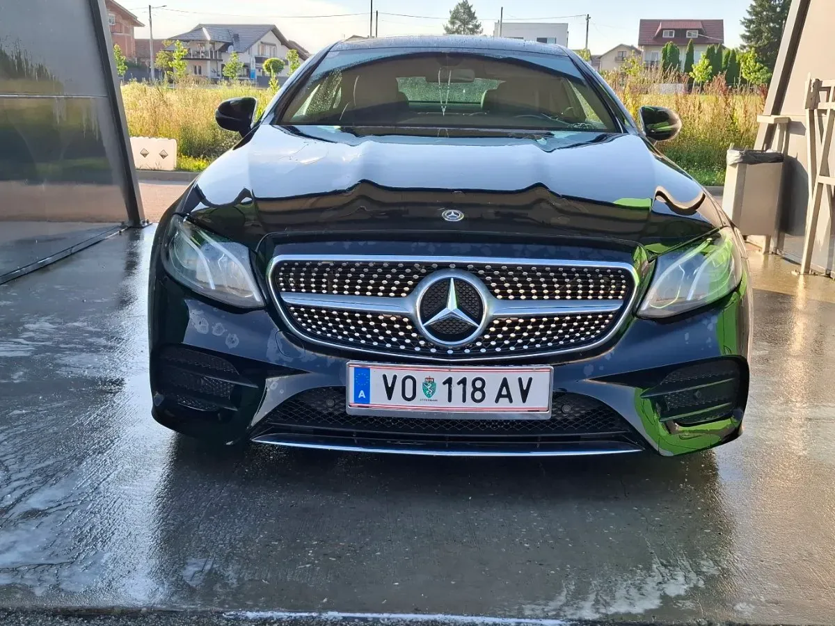 Mercedes-Benz E-Class 2018 photo 3
