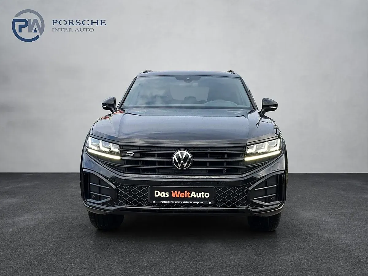 Volkswagen Touareg 2026 photo 2