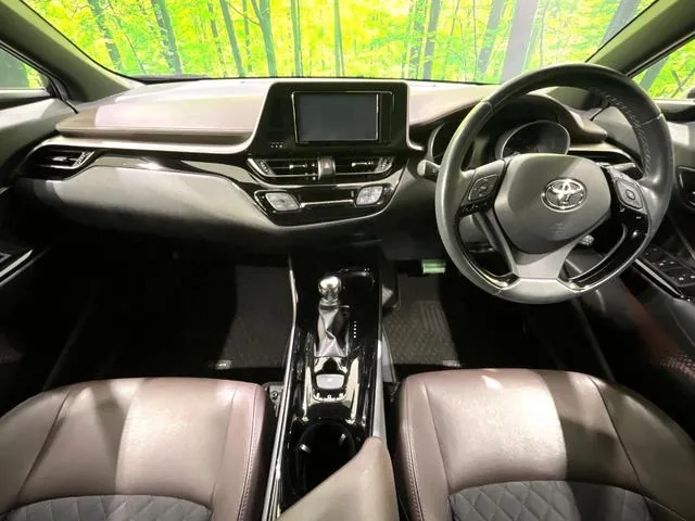 Toyota Chr 2019 photo 2