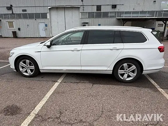 Volkswagen Passat 2015 photo 2