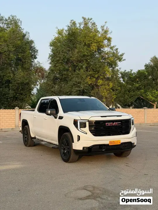 GMC Sierra