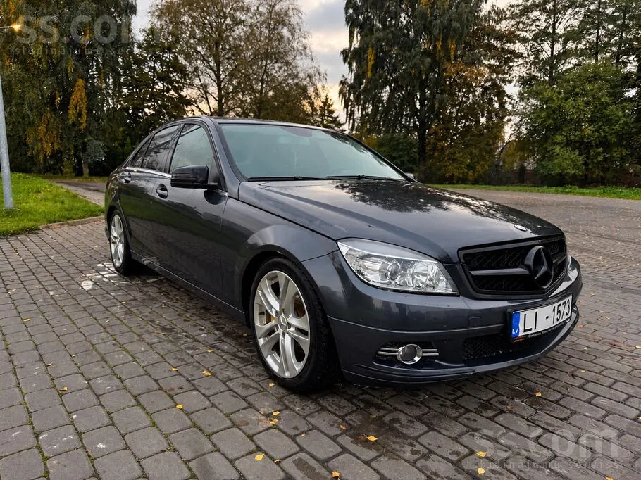 Mercedes-Benz C200 2009 photo 2