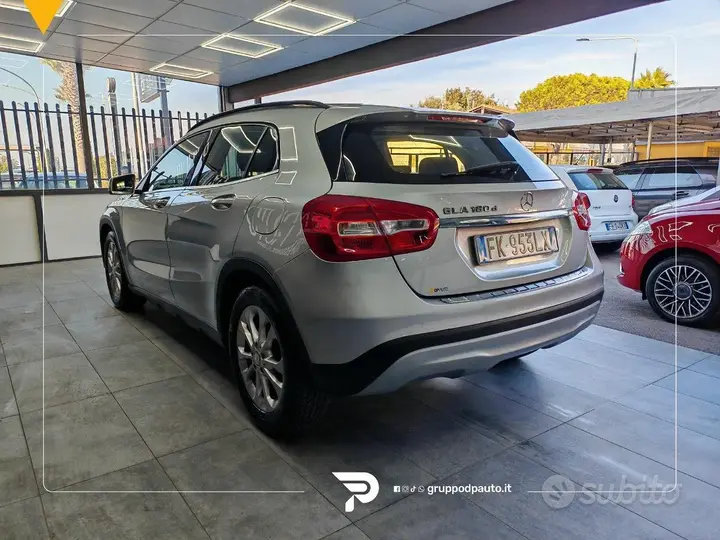 Mercedes-Benz Gla 2017 photo 4