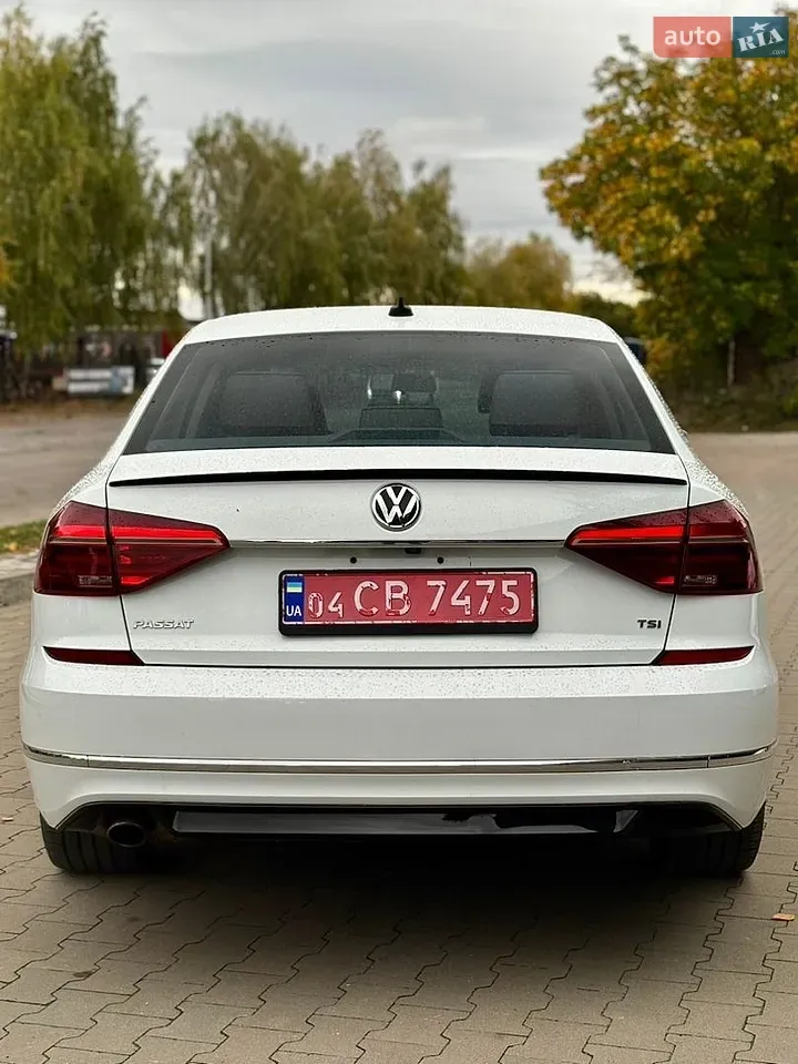 Volkswagen Passat 2017 photo 5