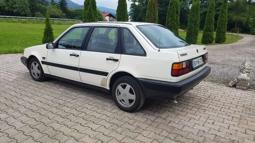 Volvo Serie 400 1989 photo 3