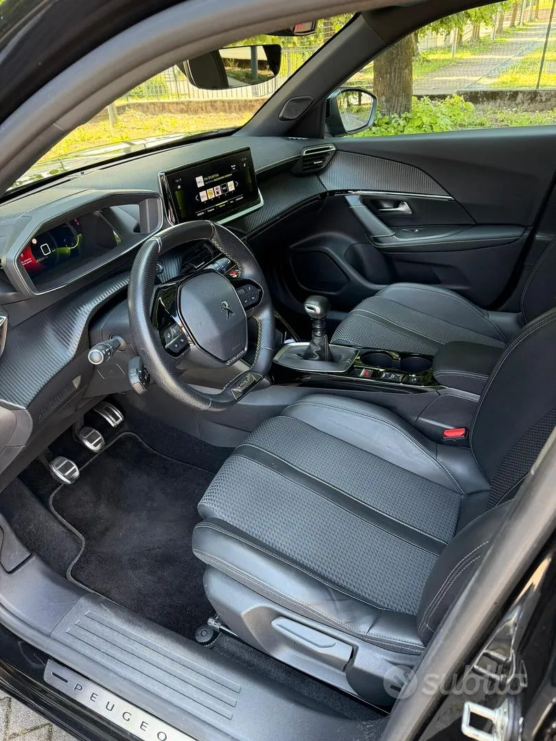 Peugeot 2008 2020 photo 5