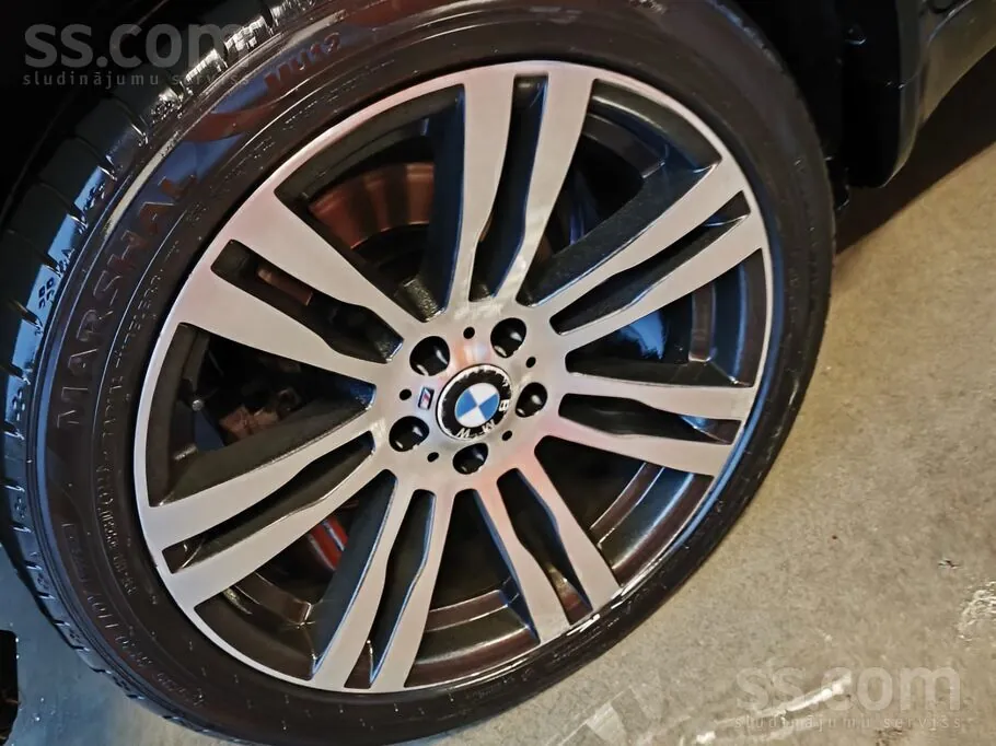 BMW X5 2011 photo 4