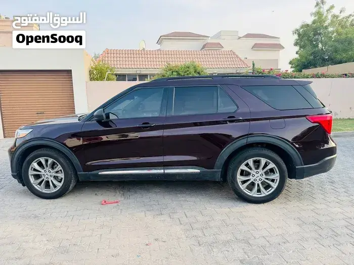 Ford Explorer 2022 photo 4