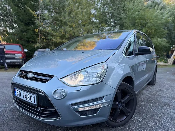 Ford S-Max 2011 photo 4