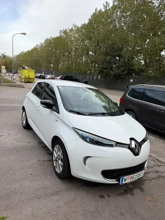 Renault Zoe 2019 photo 2