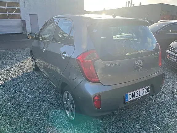 Kia Picanto 2013 photo 3