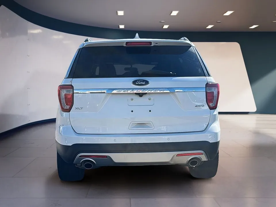 Ford Explorer 2017 photo 4
