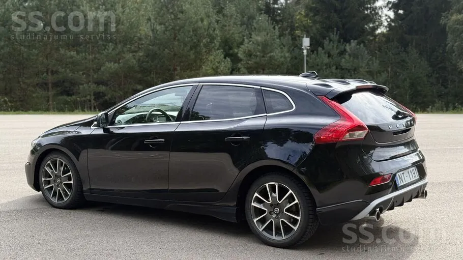 Volvo V40 2015 photo 3