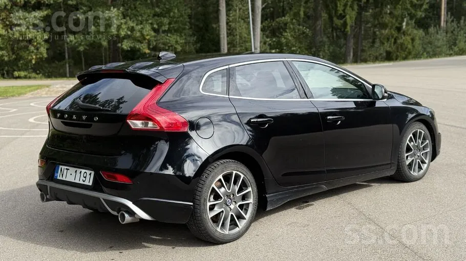 Volvo V40 2015 photo 5