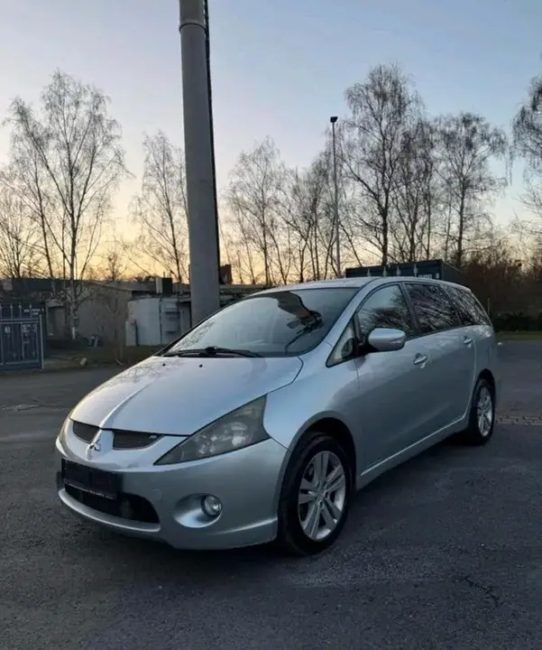 Mitsubishi Grandis