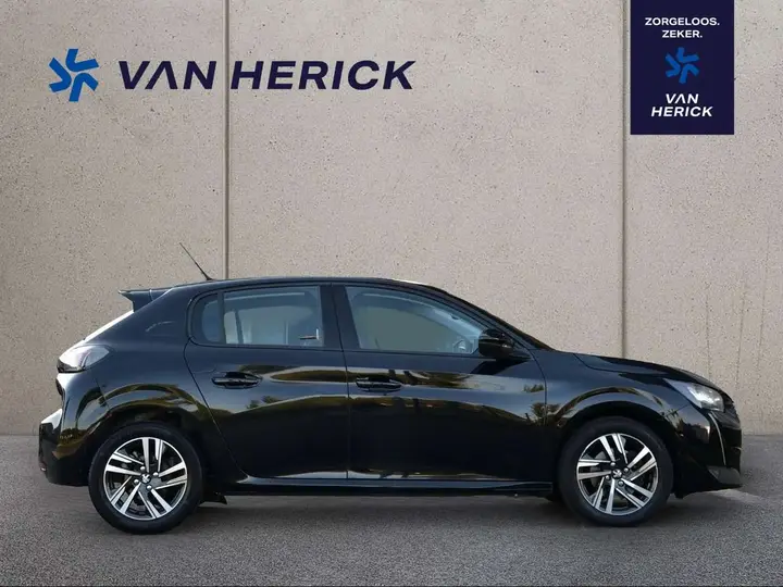 Peugeot 208 2020 photo 3