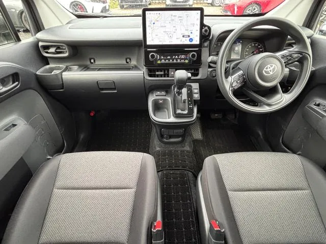 Toyota Sienna G 2024 photo 3