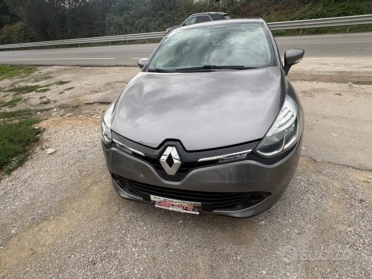 Renault Clio 2017 photo 2