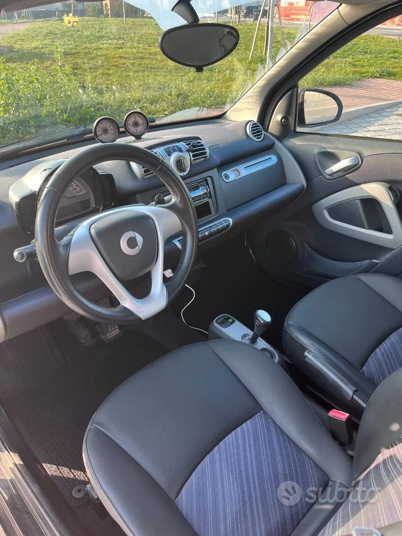 Smart Fortwo 2012 photo 4