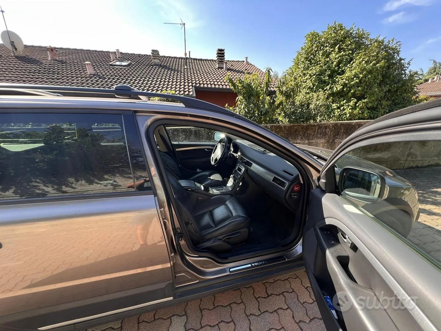 Volvo Xc70 2009 photo 2