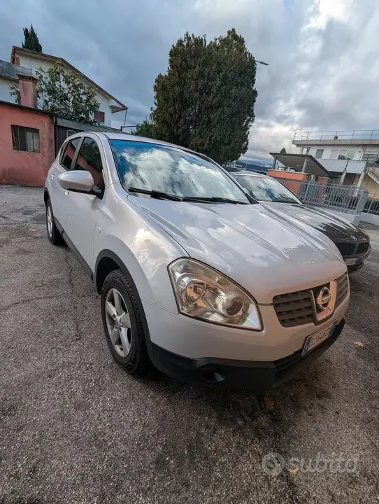 Nissan Qashqai 2010 photo 4