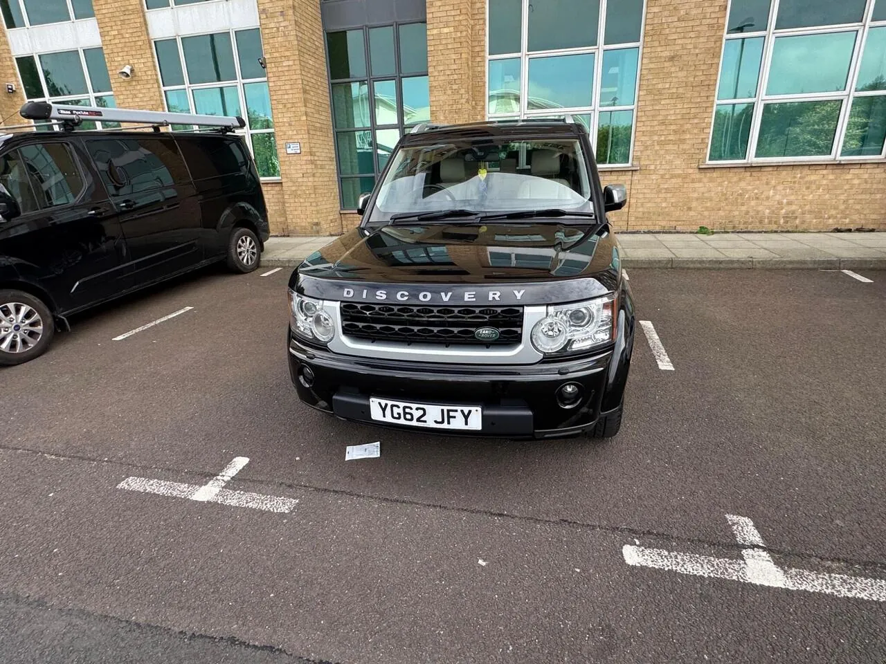 Land Rover Discovery 4 2012 photo 4