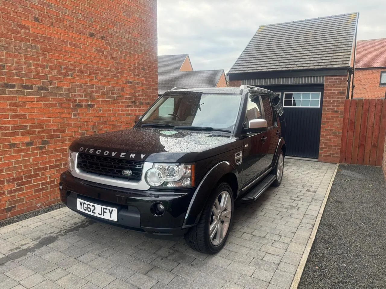 Land Rover Discovery 4