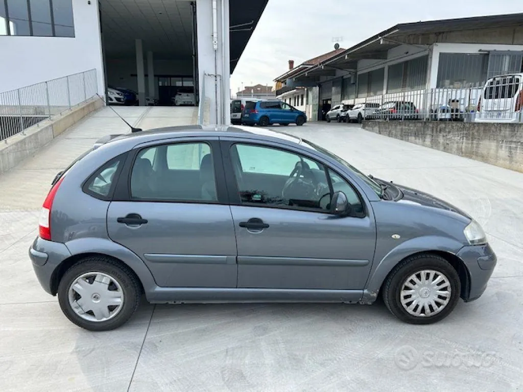 Citroen C3 2010 photo 2