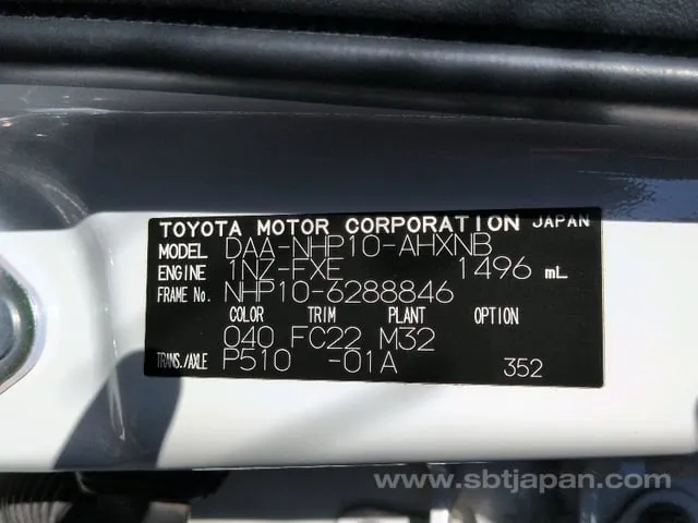 Toyota Aqua S 2014 photo 5