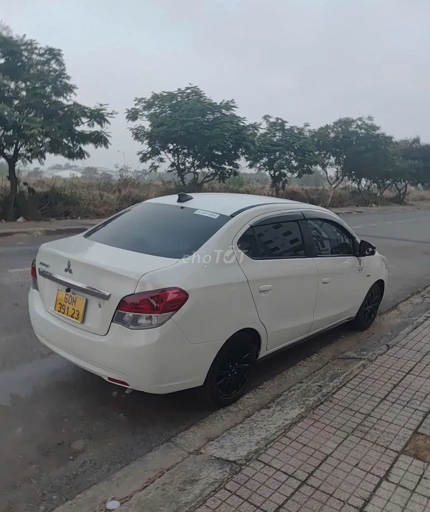 Mitsubishi Attrage 2024 photo 3