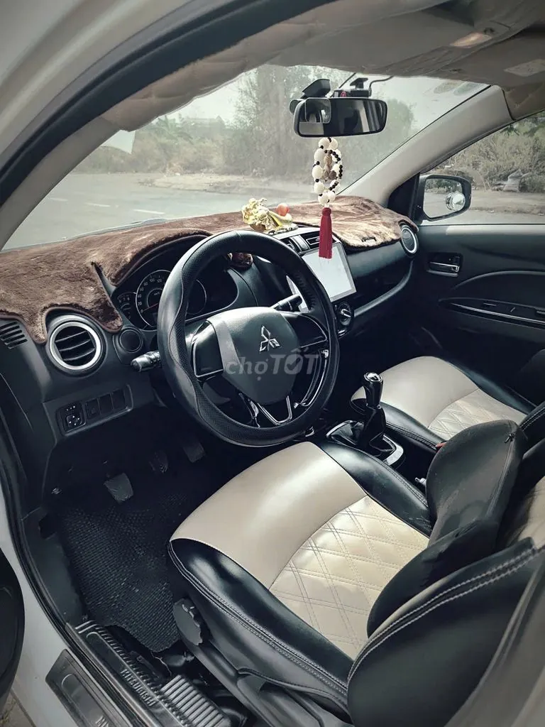 Mitsubishi Attrage 2024 photo 4