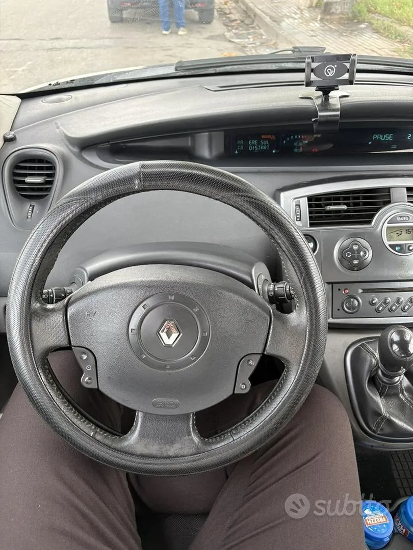 Renault Megane Scenic 2006 photo 5