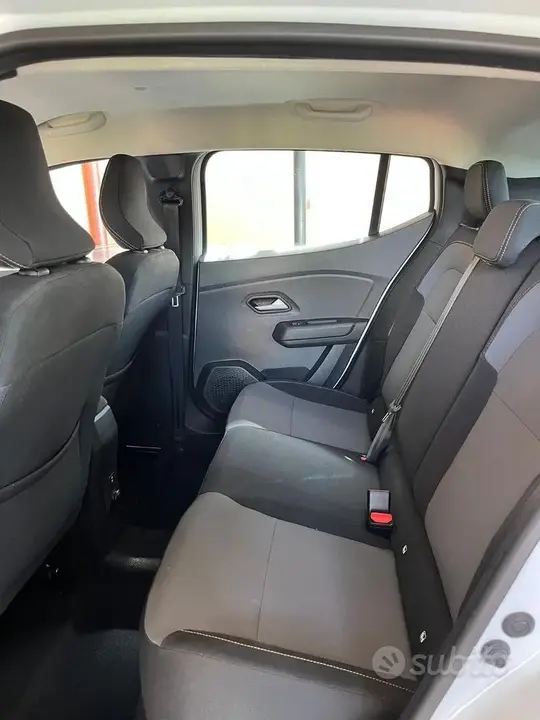 Dacia Sandero 2025 photo 2