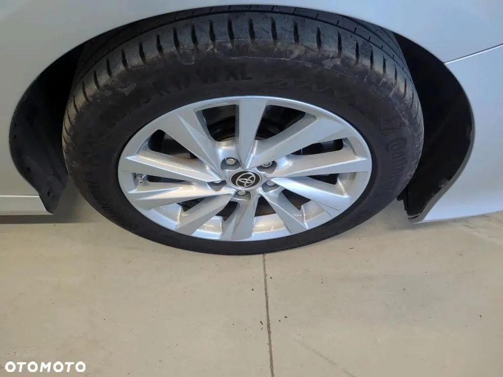 Toyota Camry 2023 photo 5