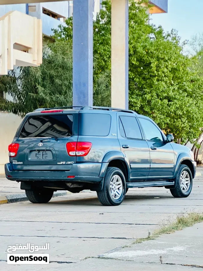 Toyota Sequoia 2007 photo 4