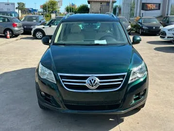 Volkswagen Tiguan 2011 photo 2