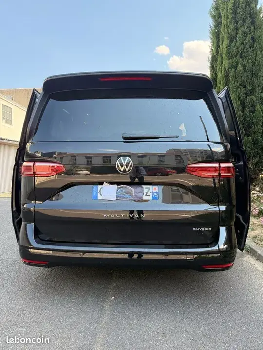 Volkswagen Multivan 2024 photo 2