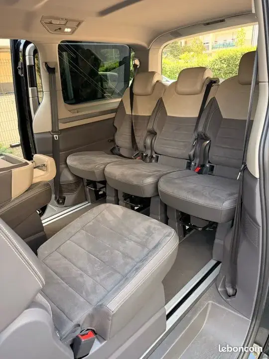 Volkswagen Multivan 2024 photo 3